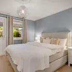 Spacious And Modern Townhouse With Parking, 3 Bedrooms *