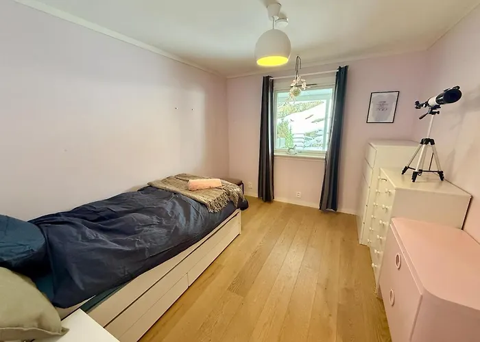 Appartamento Spacious And Modern Townhouse With Parking, 3 Bedrooms