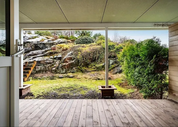 Spacious And Modern Townhouse With Parking, 3 Bedrooms Appartamento Bergen